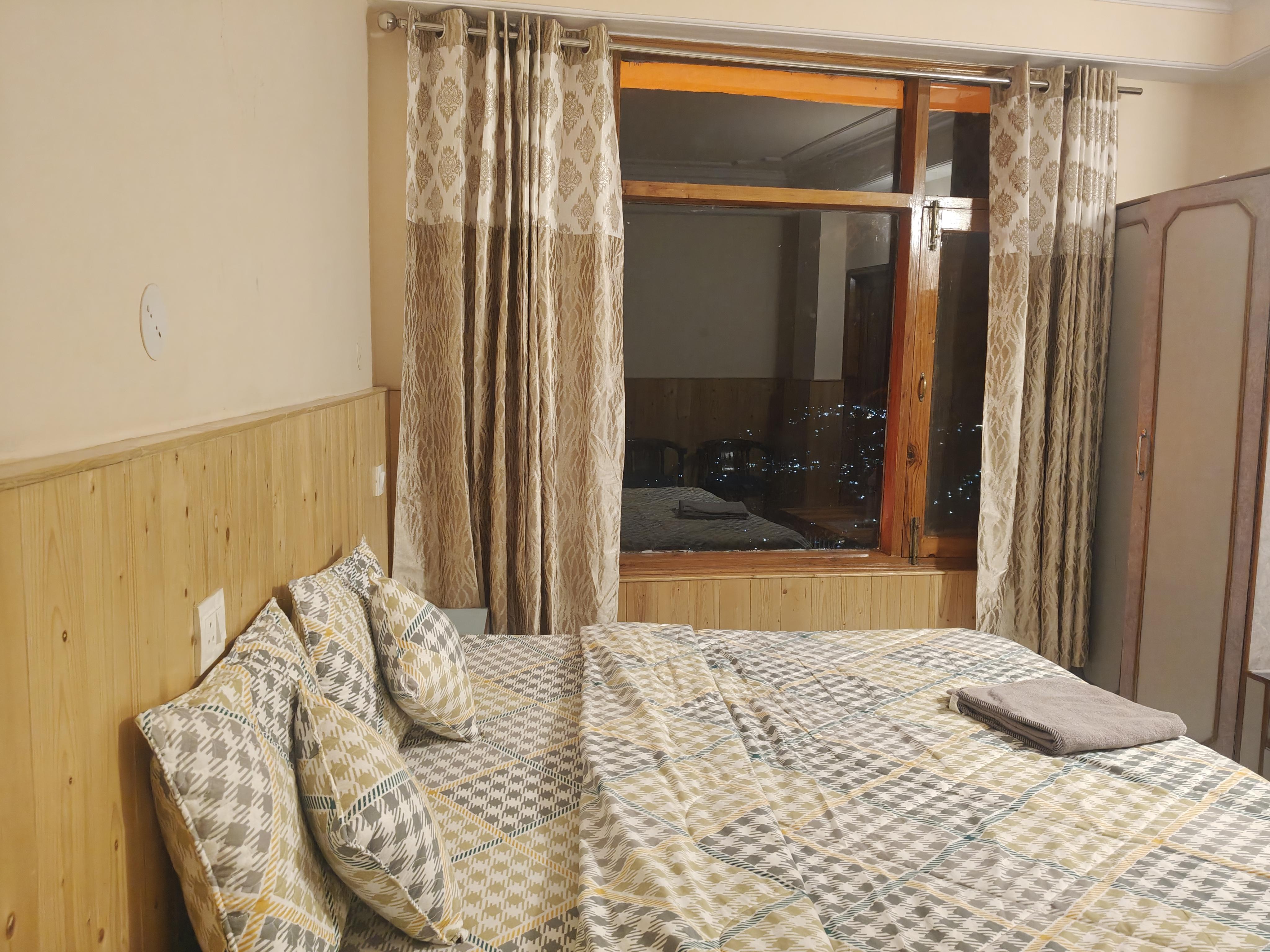 Hotel  Mannat - Tap to explore photos