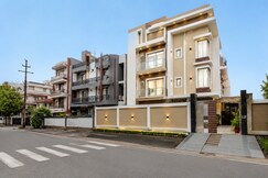 Hotel Admire Inn Sector-50 by ASPL