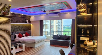 Luxury Jacuzzi Studio Room Type - Luxury Jacuzzi Studio