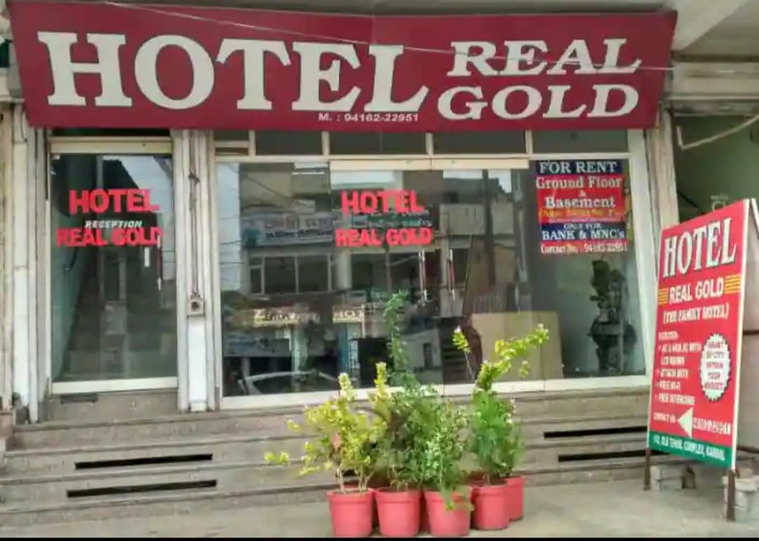 Hotel Real Gold - Tap to explore photos