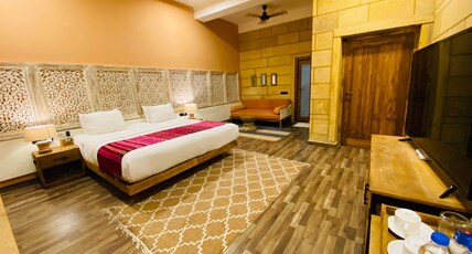 Hotel Grand Khalifa Room Type - Super Deluxe Room