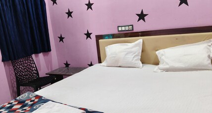 Srinath palace Room Type - Bedroom 203