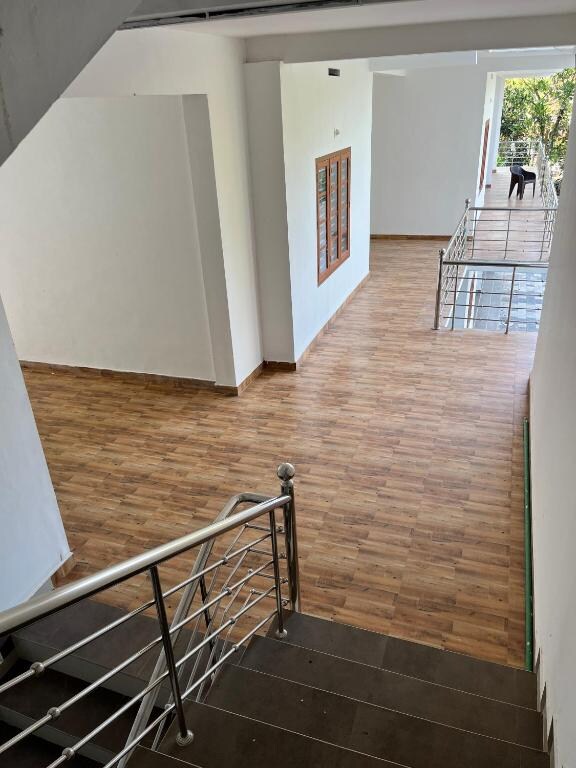 Biriyomz Residency, Kalpatta, Munderi, Low Cost Rooms and Deluxe Apartment - Tap to explore photos