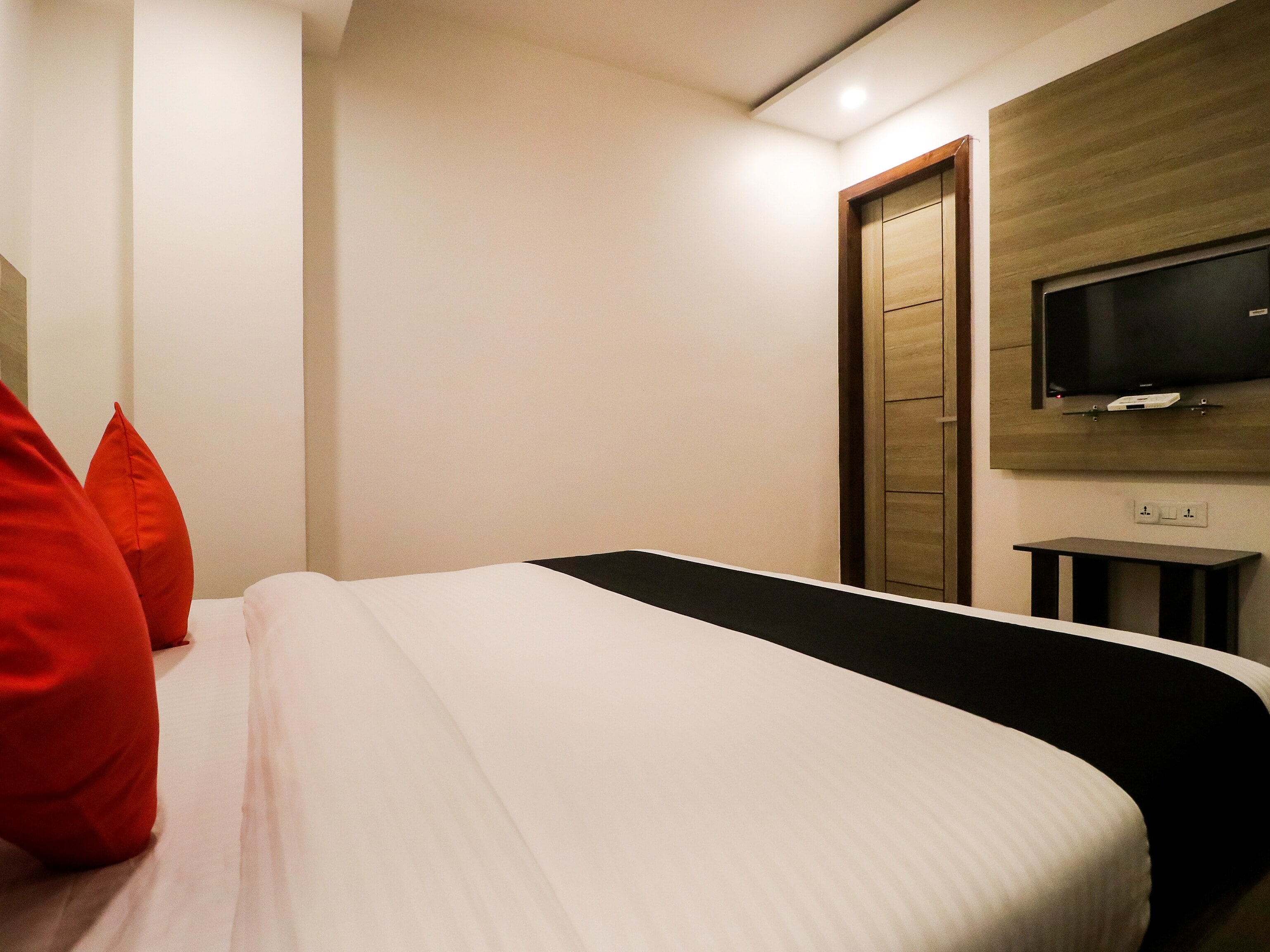 Hotel O Gn Pride - Tap to explore photos