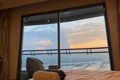 Cloud9 Eveningg Stay At Supernova Noida