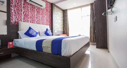 HOTEL AAMANTRAN AVENUE Room Type - Double Bed AC Room