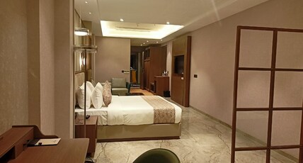 HOTEL LA ARRIBA Room Type - PRESIDENTIAL SUITE