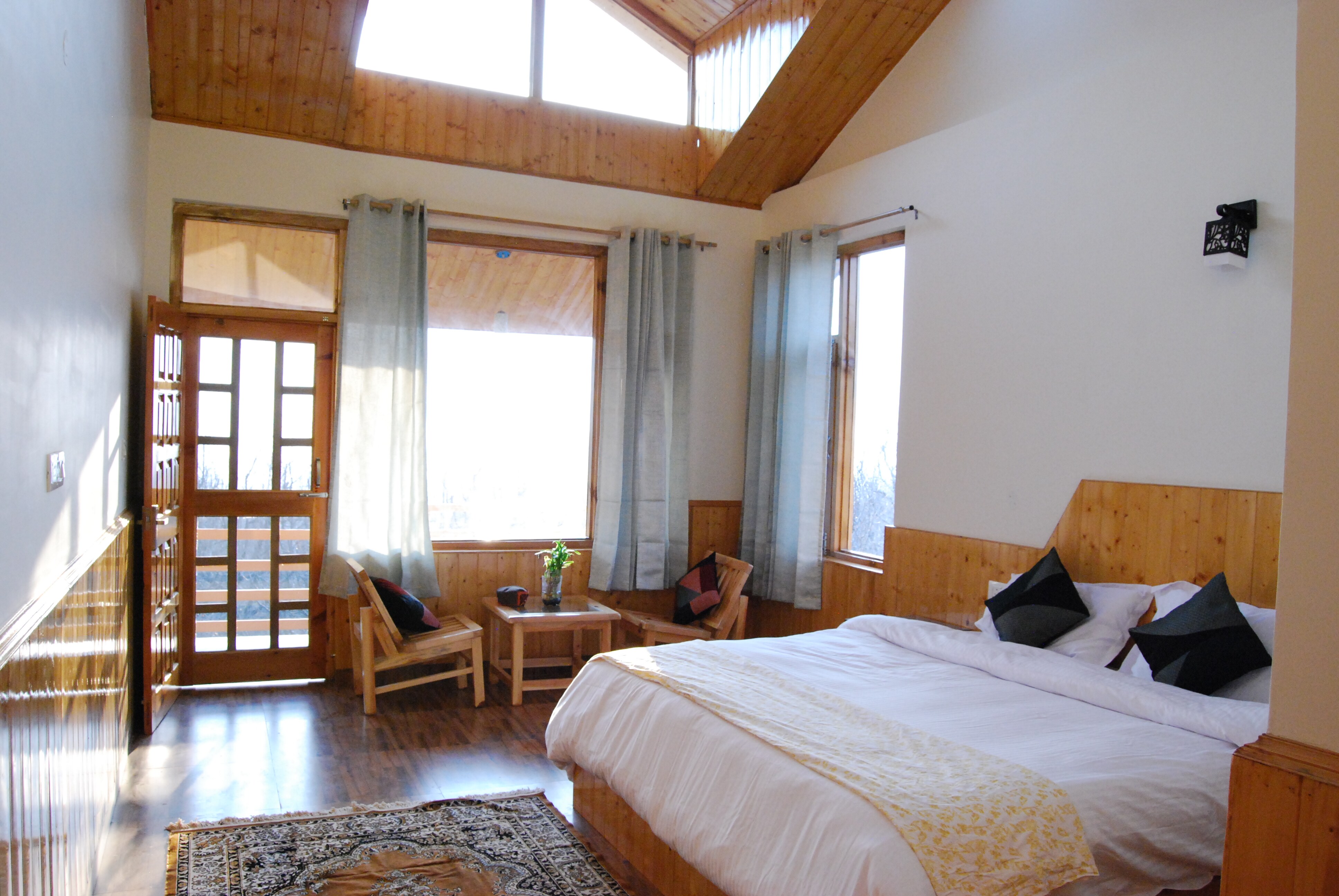 The Hideaway Cottage Manali - Tap to explore photos