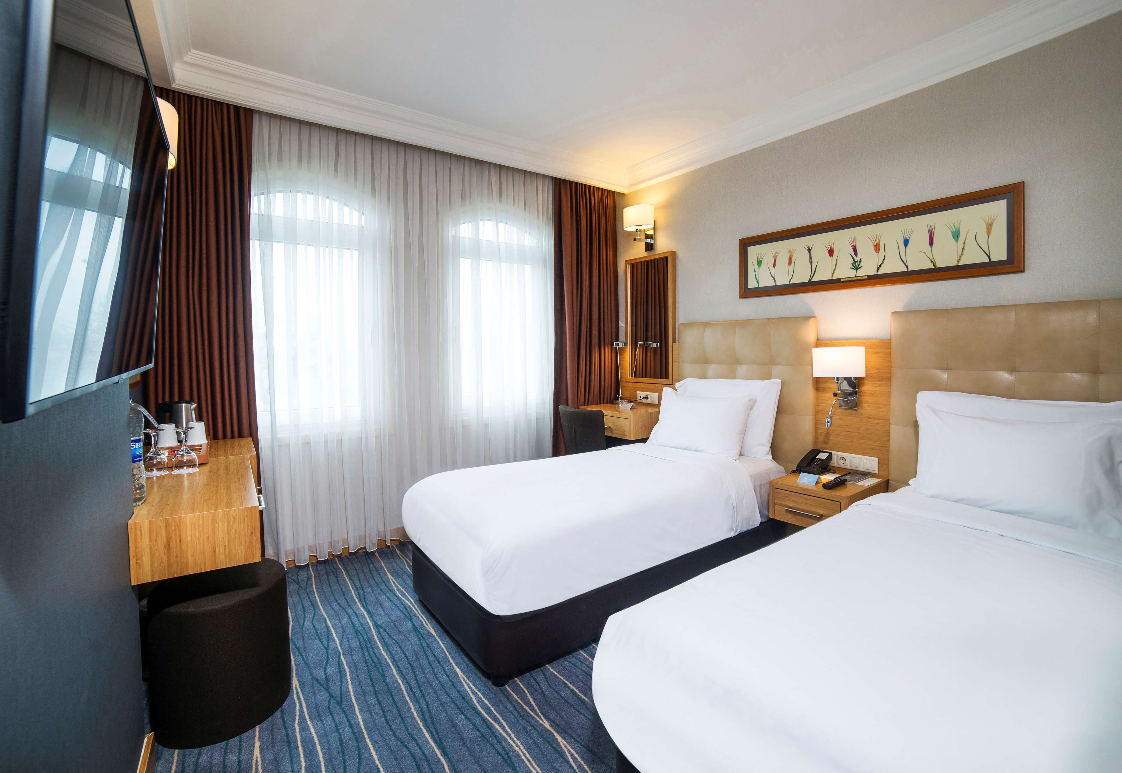 Radisson Hotel Istanbul Sultanahmet - Tap to explore photos