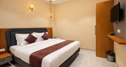 Travinities Premier Ujjain Room Type - Premier Room