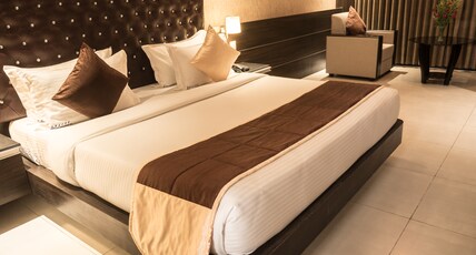 Mary Land Church View Suites Room Type - Premium Double/Twin