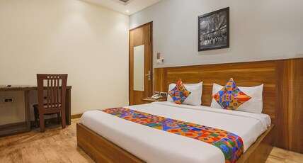 FabHotel Royal Touch - Patel Nagar Room Type - Family Room