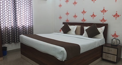 Sri Radhey Krishna Room Type - EXECUTIVE ROOM