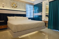 Evara - 3bhk Luxury Apartment Fully AirConditioned