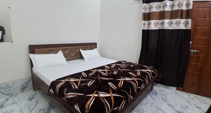 Sri Venkateshwar Dham Room Type - Bedroom 15
