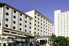 Graceland Bangkok Hotel