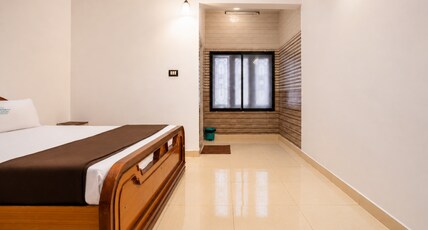 Thekkady Arasi Room Type - Deluxe Room