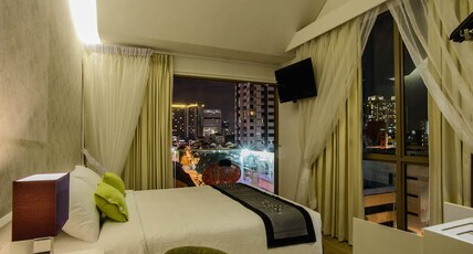 J8 Hotel Room Type - Patio Room With Balcony