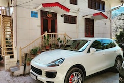 VPS Cottage Premium Homestay near Mall Road Nainital