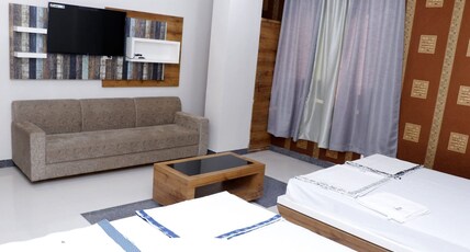 Hotel Landmark Room Type - FAMILY Suit Room2