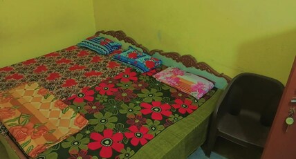 Kanhaiya Lodge Room Type - Cozy Standard King Bed Room