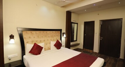Hotel Taldar Inn Room Type - Super Deluxe AC Room