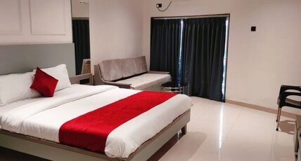 Golden Resort Room Type - Super Deluxe Room