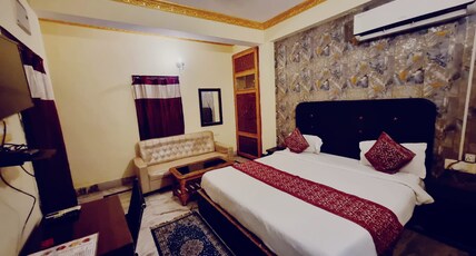 HOTEL MAGADH EMPIRE PATNA Room Type - Deluxe Room
