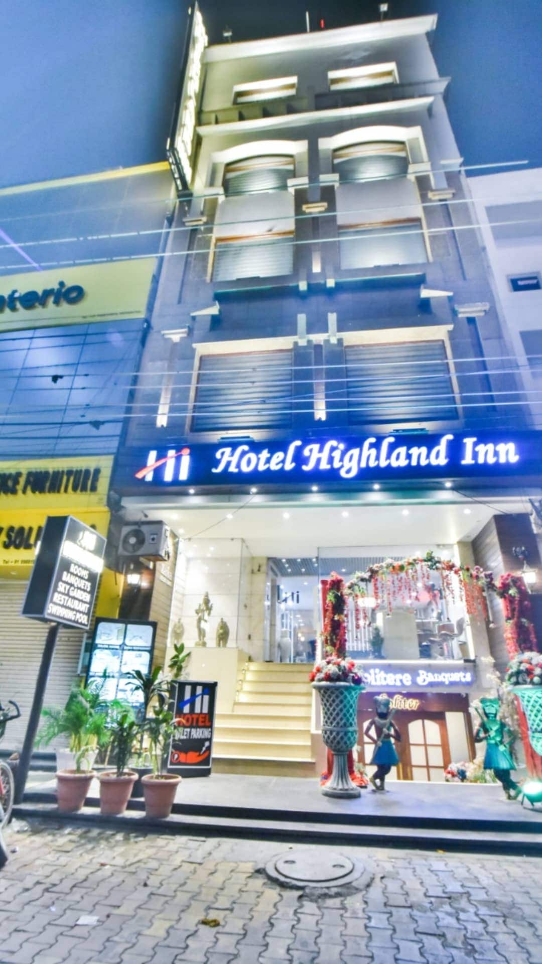 Hotel Highland Inn - Tap to explore photos