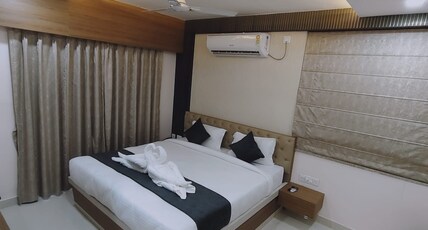 Hotel Aranya Residency Room Type - Deluxe Room with Balcony