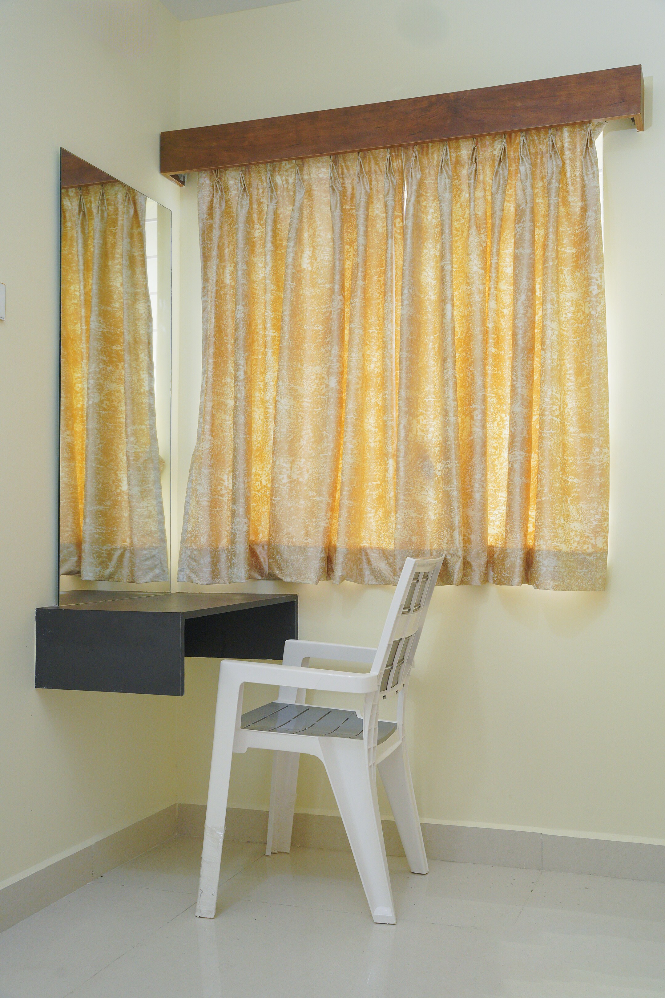 Hotel GSR Srinivasa Inn - Tap to explore photos