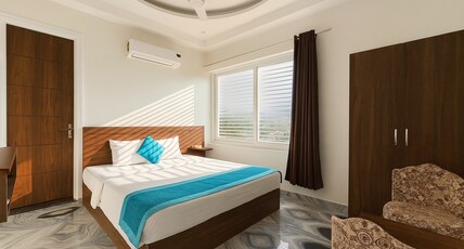Hotel Yog Safari, Behind Parmarth Niketan Room Type - Super Deluxe
