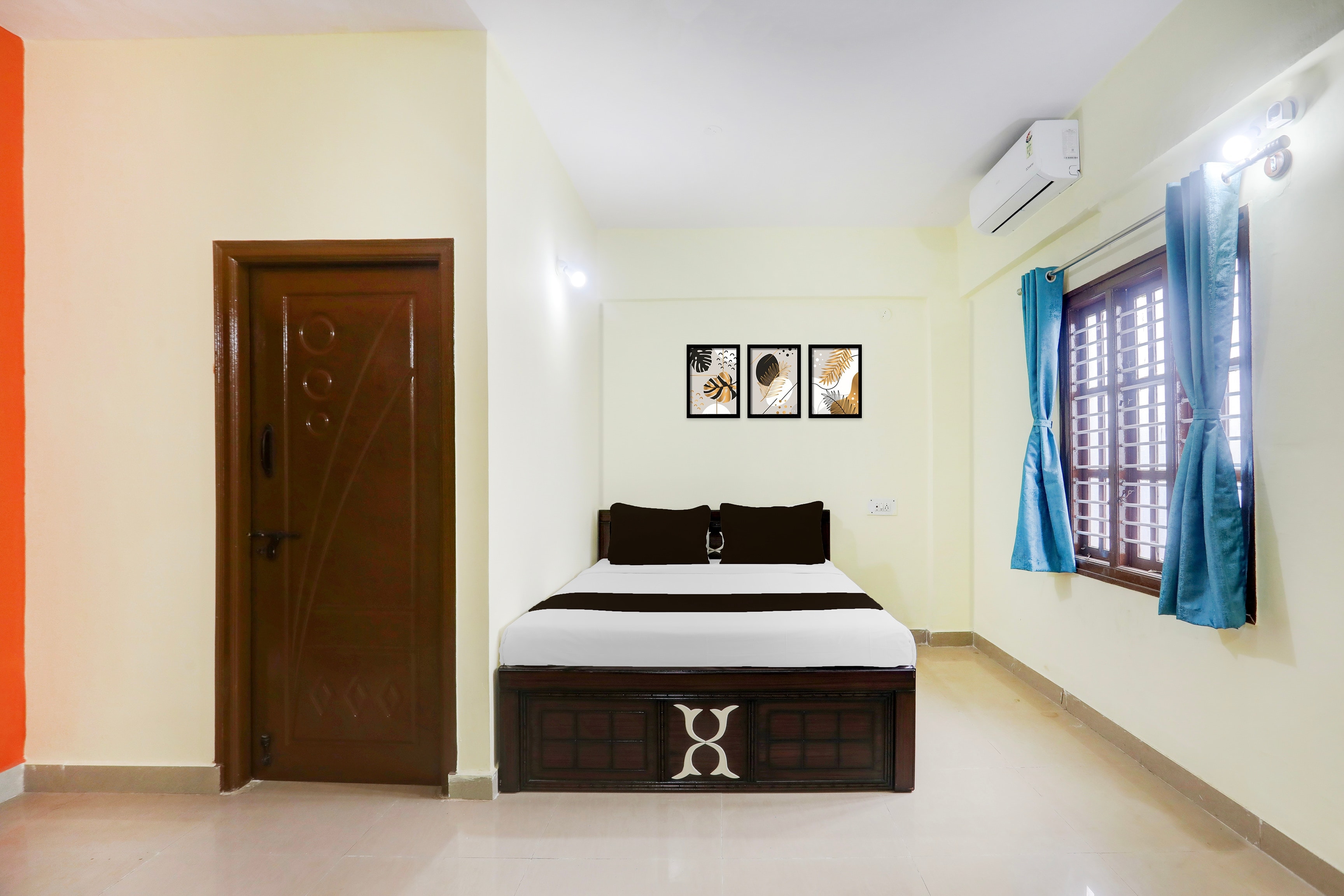 Hotel O AADITYA COMFORTS BOARDING & LODGING - Tap to explore photos