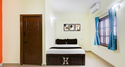 Hotel O AADITYA COMFORTS BOARDING & LODGING Room Type - Classic