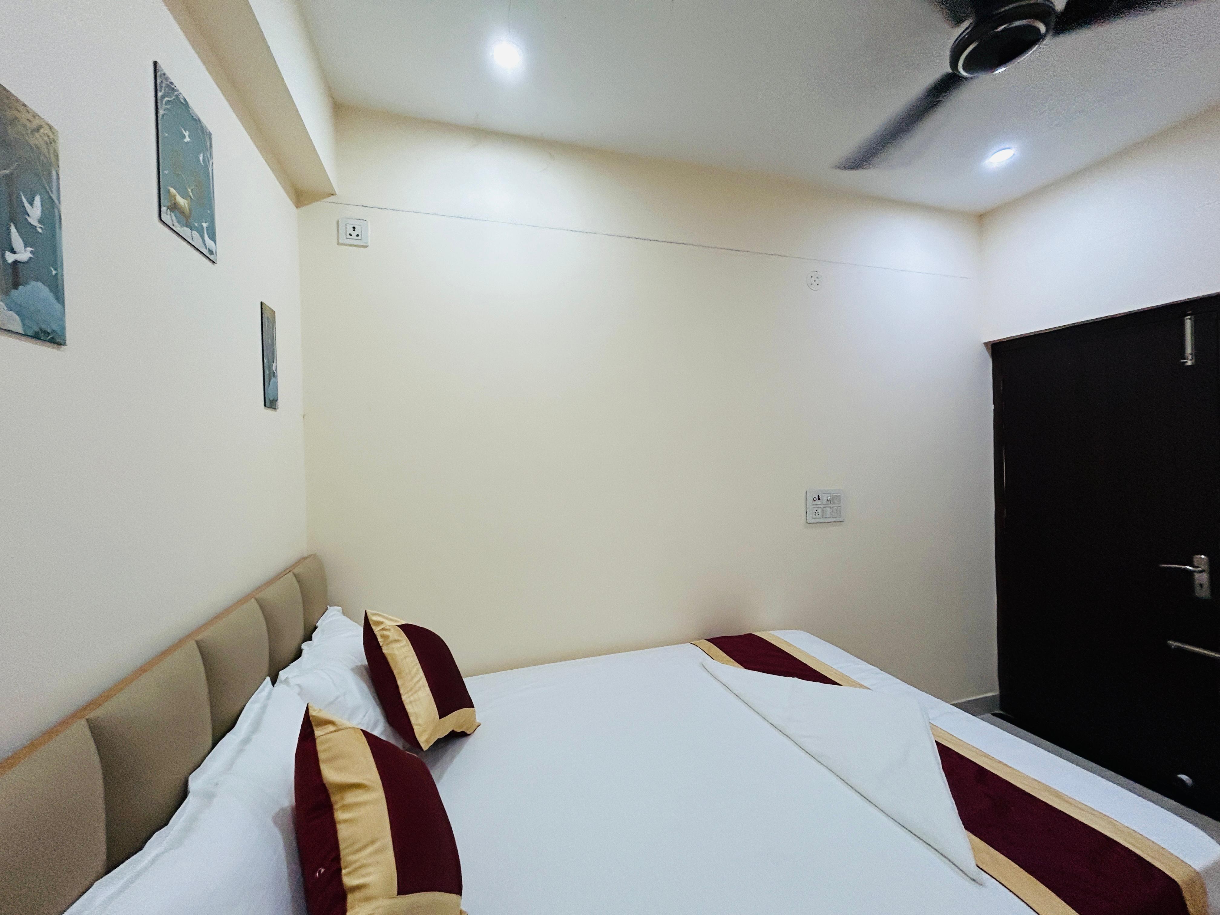 Hotel Devika Inn - Tap to explore photos