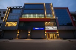 FabHotel Urban Villa
