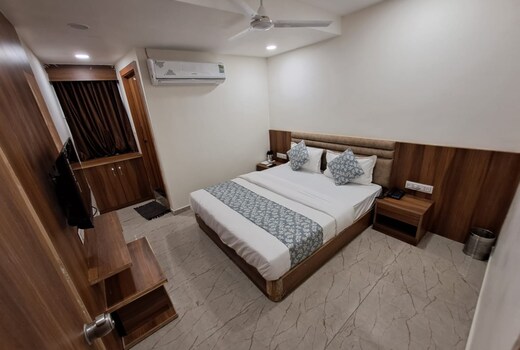 Hotel Maan Villa By G L Group