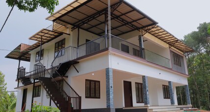 Mavilayil Lijis Room Type - Mavilayil Lijis