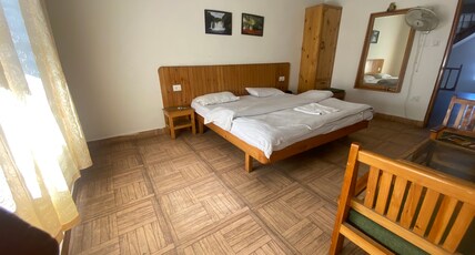 Hotel Kanchanikoot Room Type - Deluxe Room With Balcony