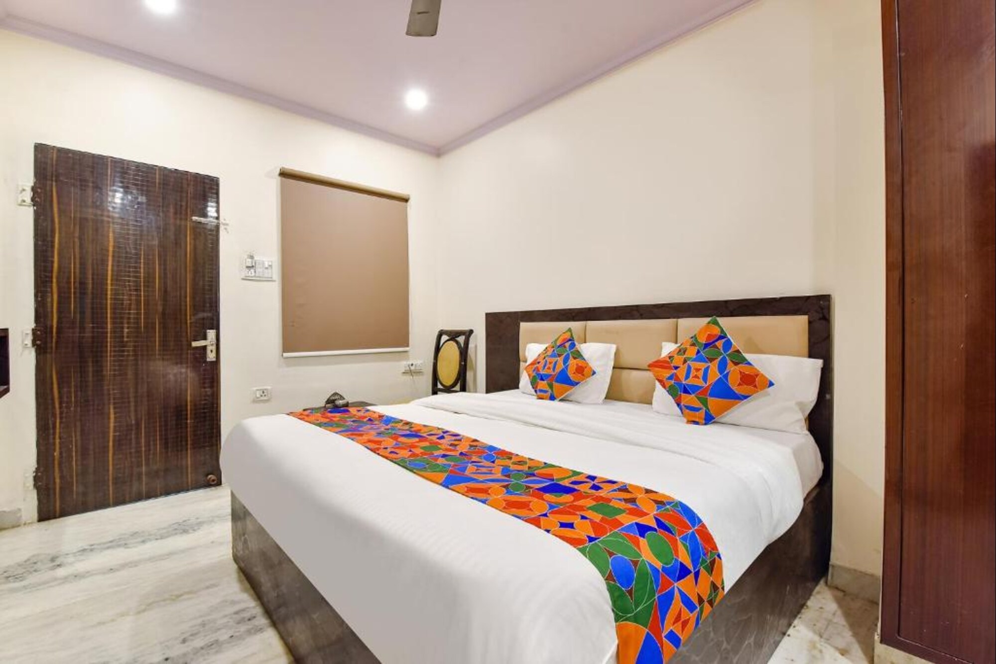 FabHotel Golden Leaf Mansarover - Tap to explore photos