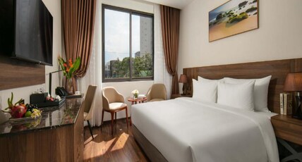 Nesta Hotel Da Nang Room Type - Superior Double Room with Garden View
