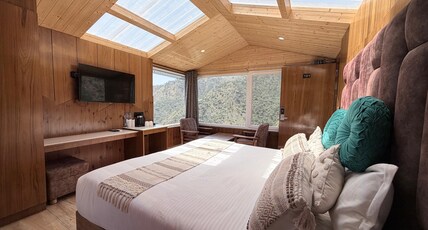 KASAULI VISTA ROYAL Room Type - Starlight Sky Suite with Balcony