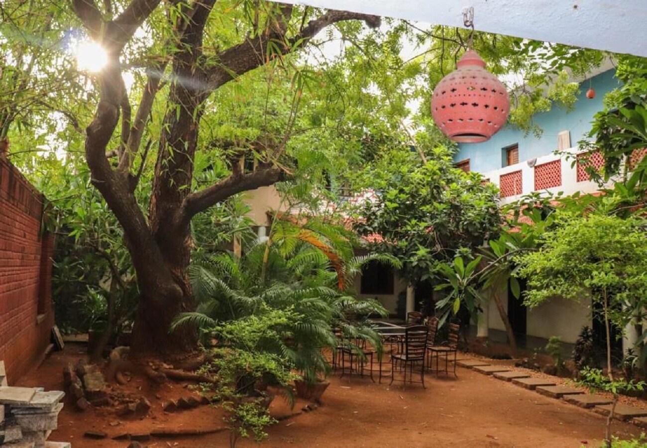 Mukti Guest House - Tap to explore photos