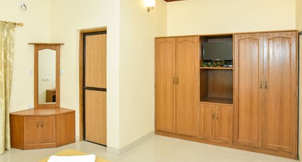 Henry's Place. Room Type - Triple Room