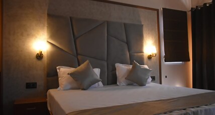 MISTY MOUNTS RESORT Room Type - Family Suite