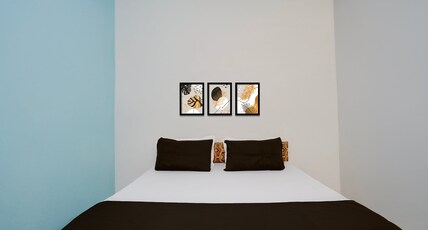 SPOT ON by OYO New Hamsafar Room Type - Classic