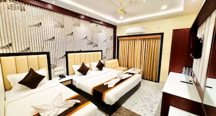 HOTEL ROYAL BENGAL Room Type - Family Suit Room with Balcony HOTEL ROYAL BENGAL Room Type - Family Suit Room with Balcony