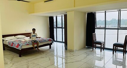 Manus Home Stay Room Type - Family AC Lake View Room