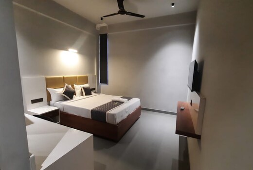MONTIGO INN