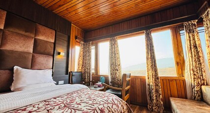 Hotel Affarwat Room Type - Deluxe Double Room